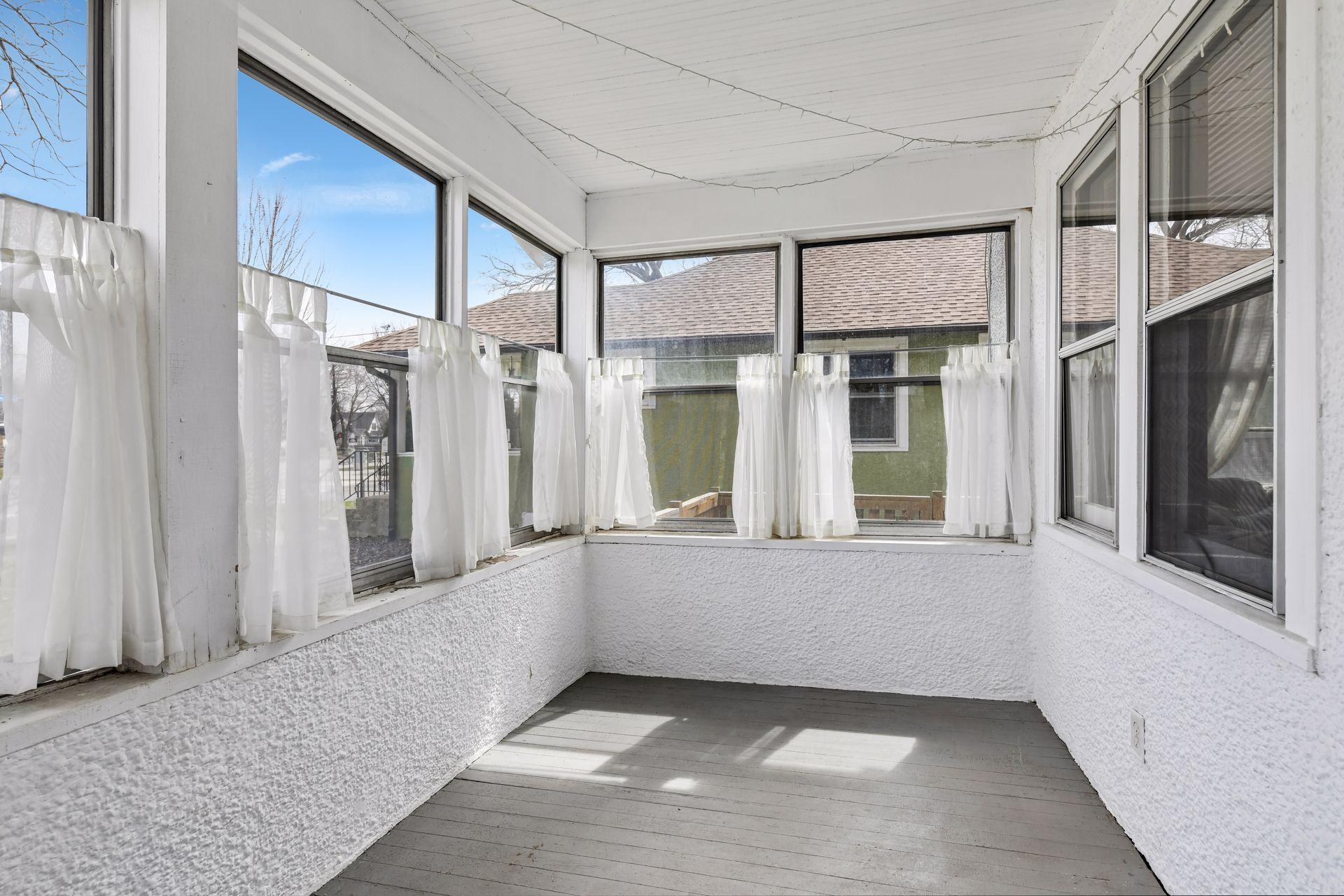 4156 Minnehaha Avenue
