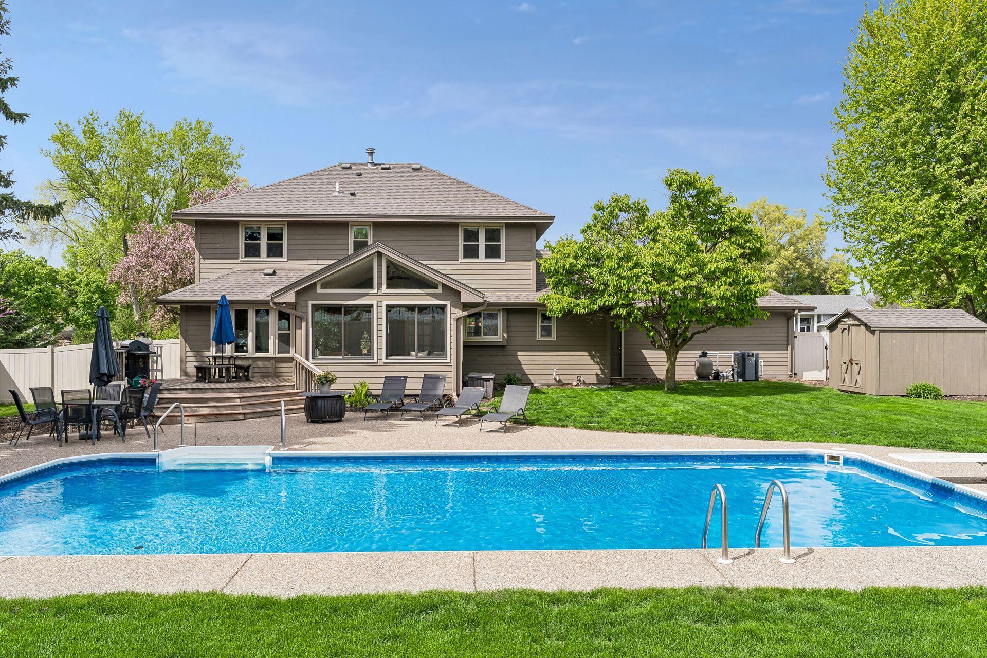 900 Nina Court