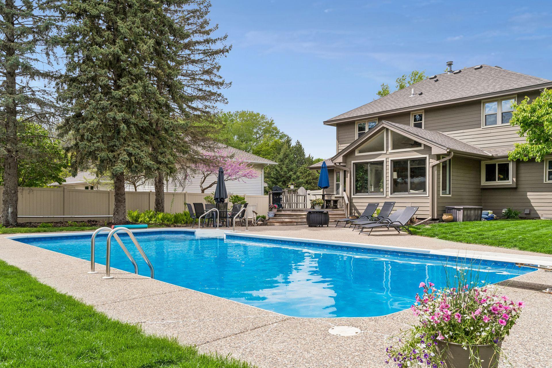 900 Nina Court