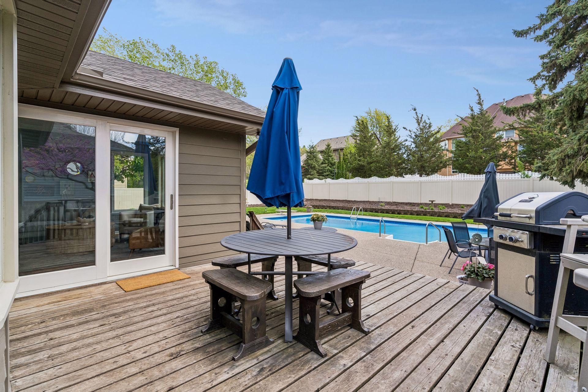 900 Nina Court