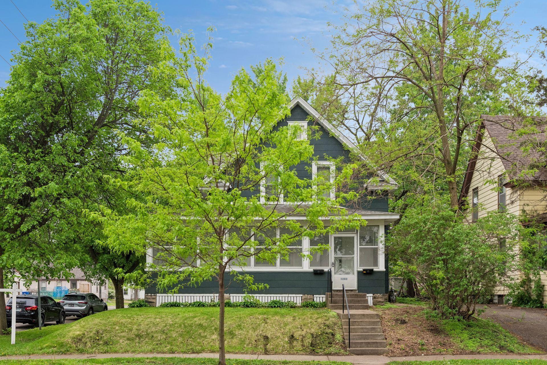 1282 Hewitt Avenue