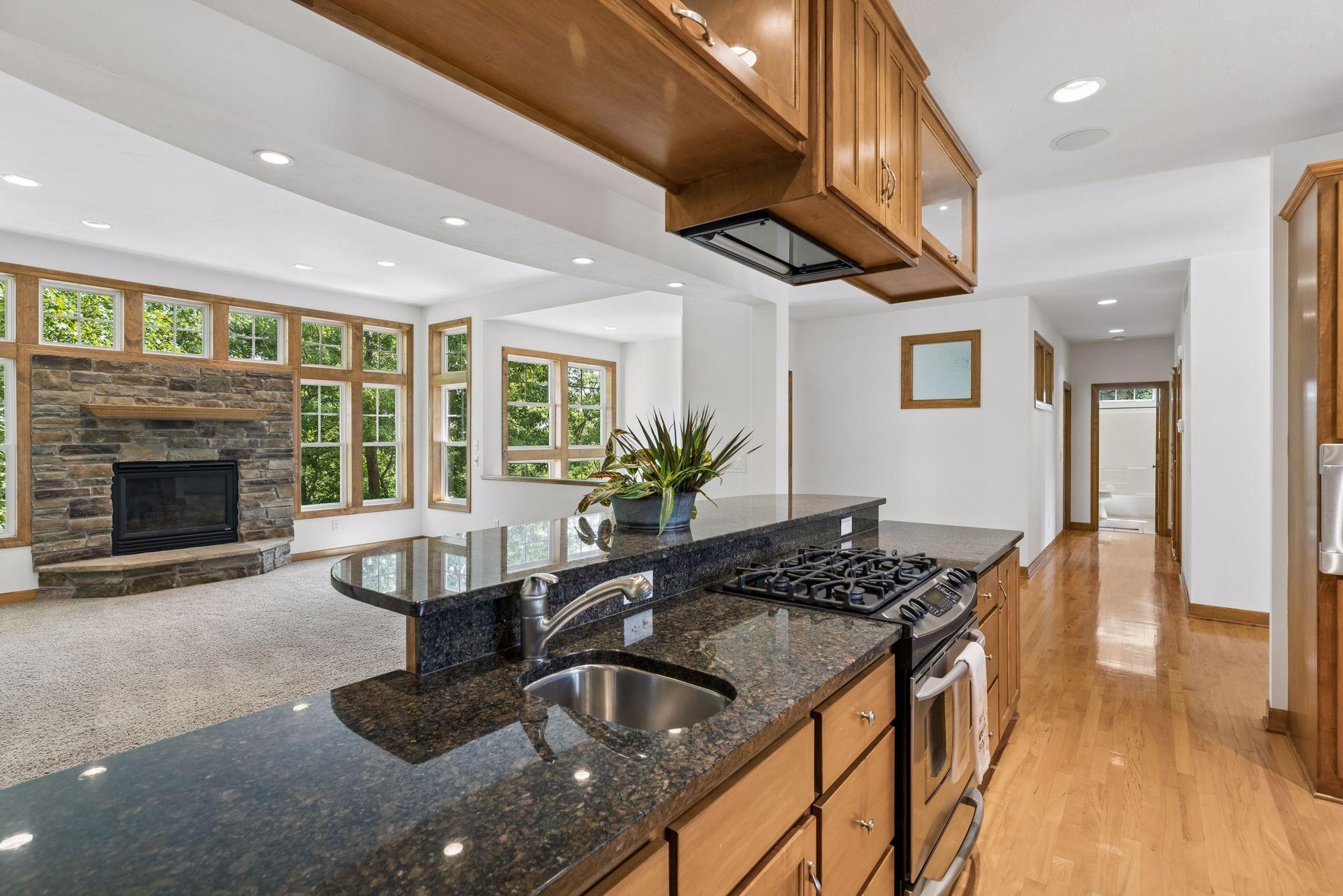 3958 Greystone Ridge