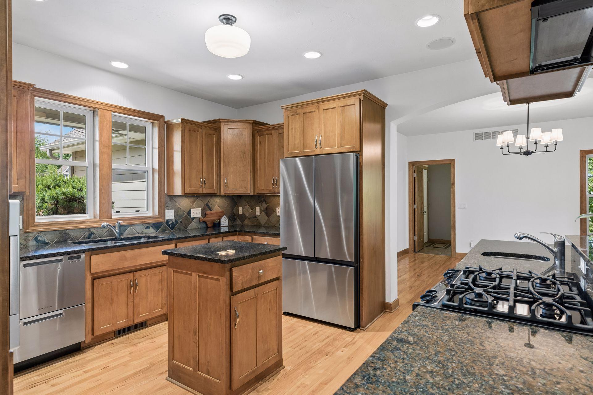 3958 Greystone Ridge