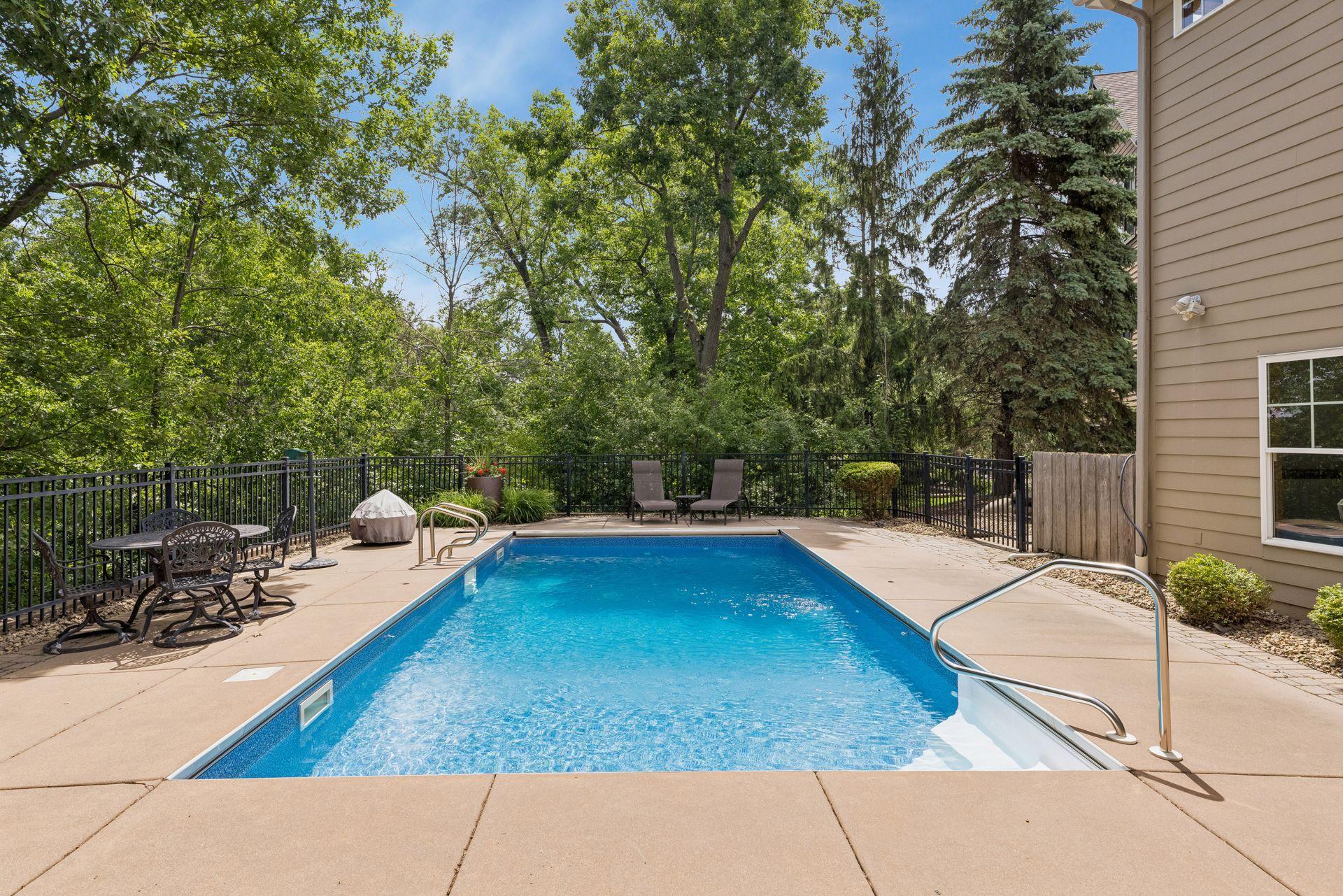 3958 Greystone Ridge