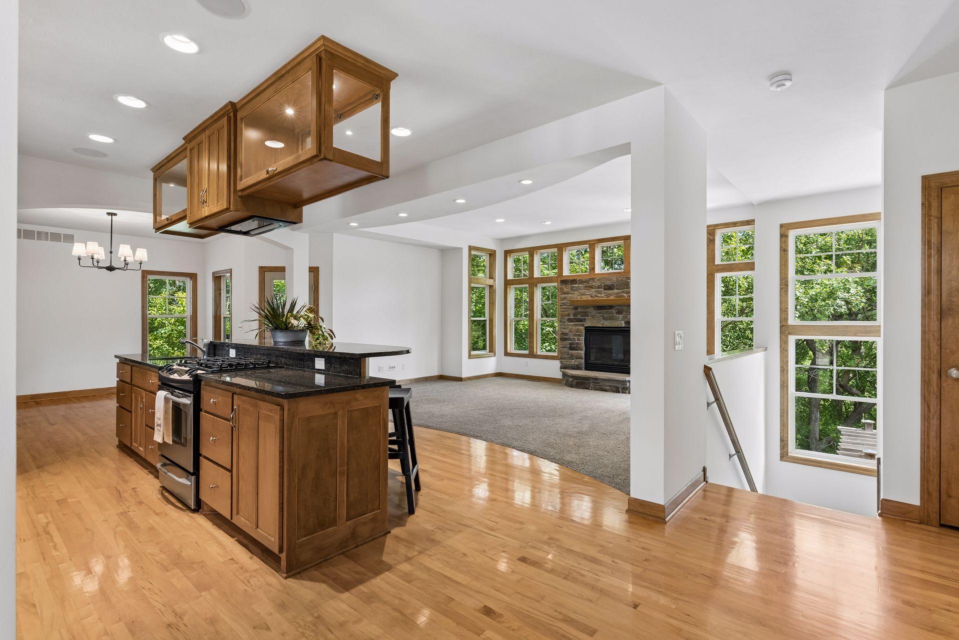 3958 Greystone Ridge