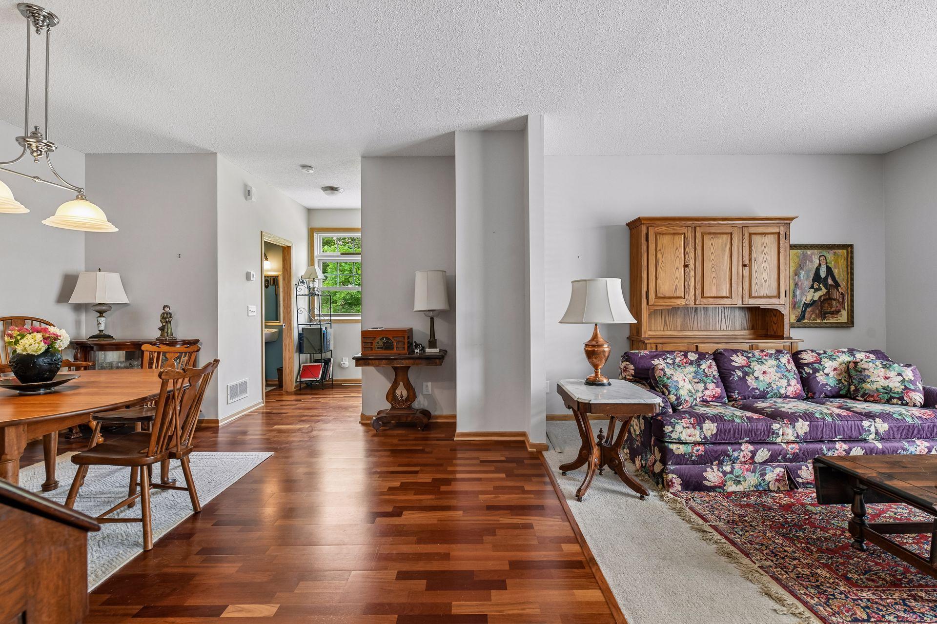 5750 Village Trail