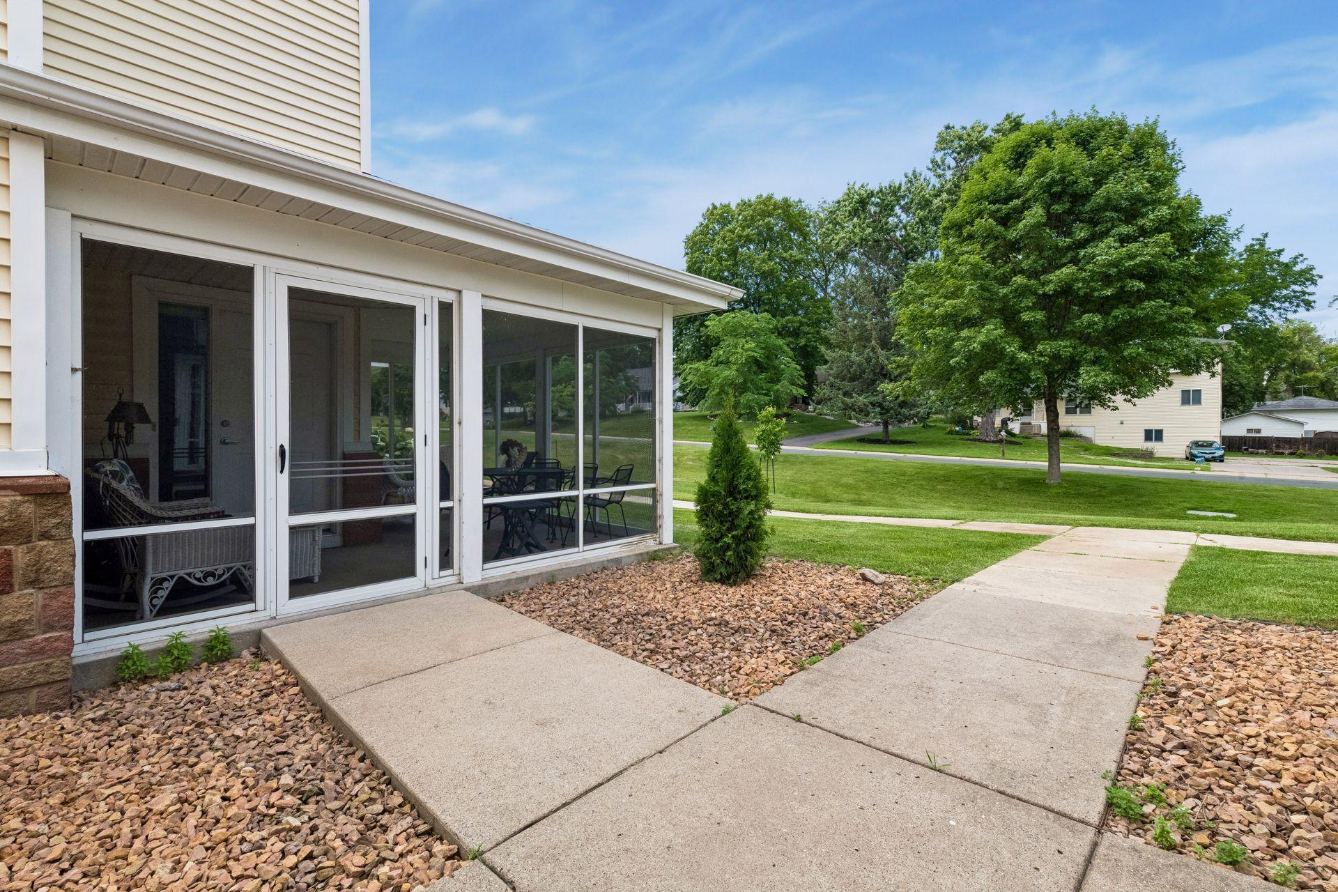 5750 Village Trail