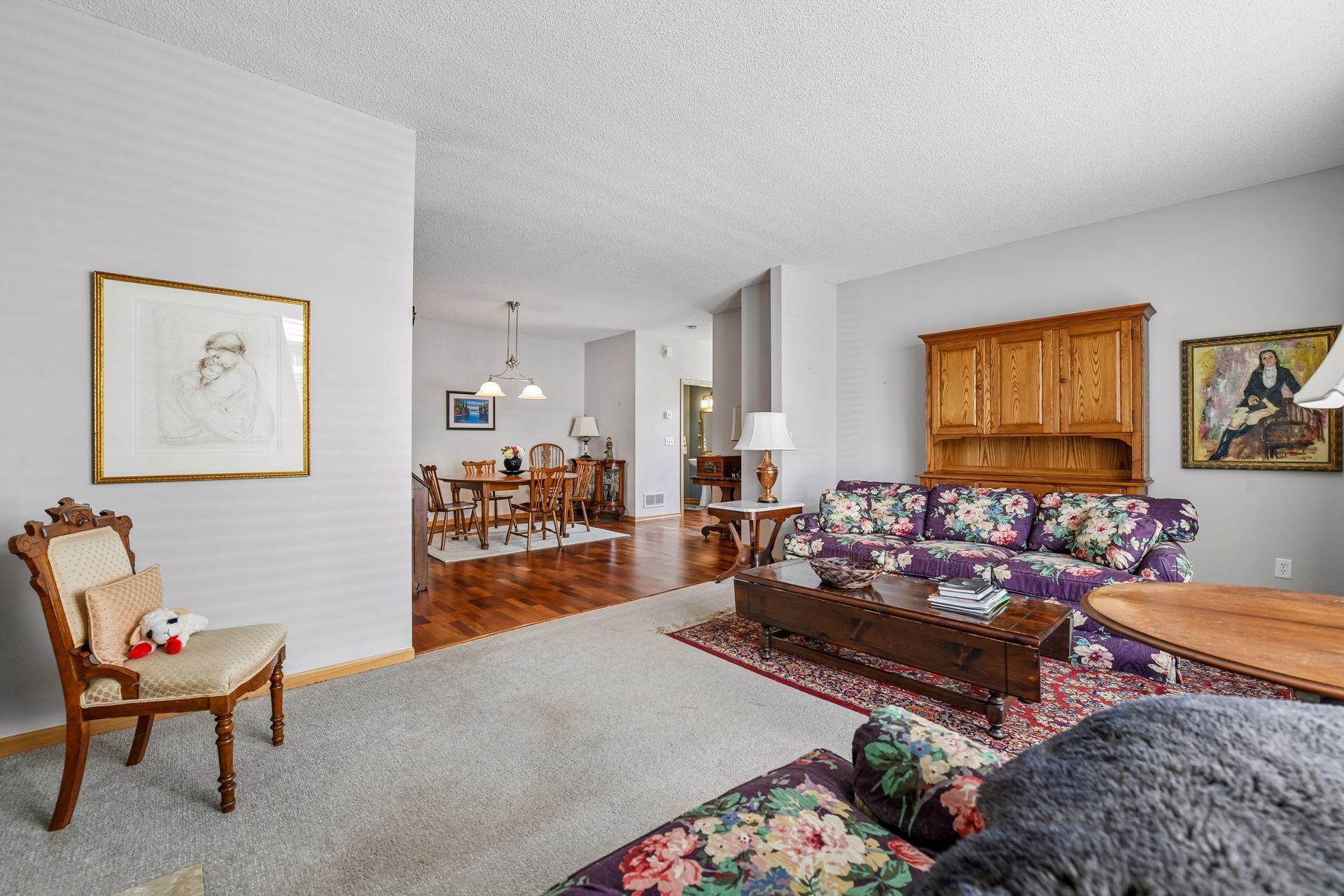 5750 Village Trail