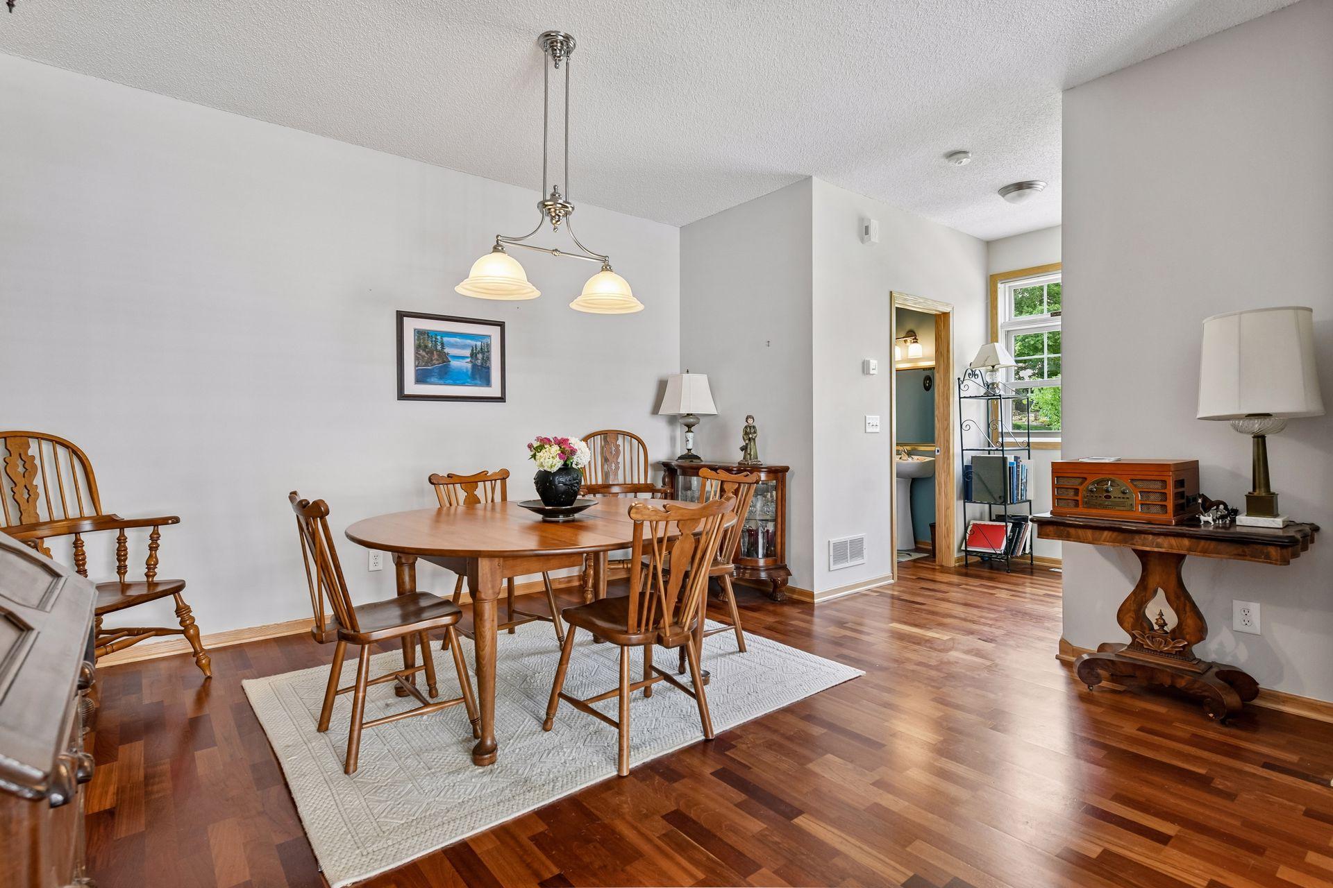 5750 Village Trail