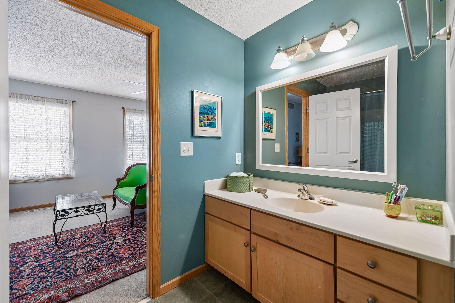 5750 Village Trail