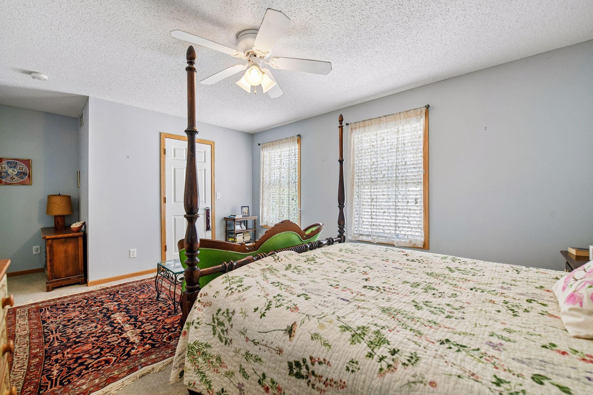 5750 Village Trail