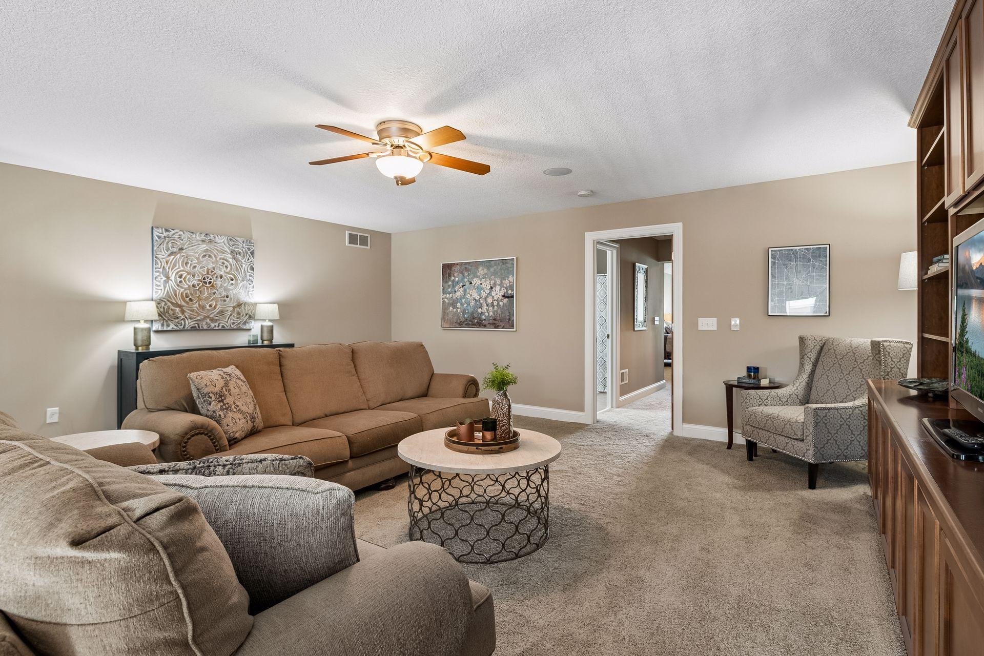 1454 Steeplechase Lane Unit: 18
