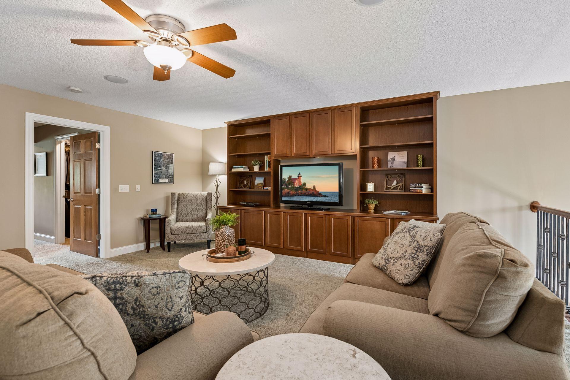 1454 Steeplechase Lane Unit: 18