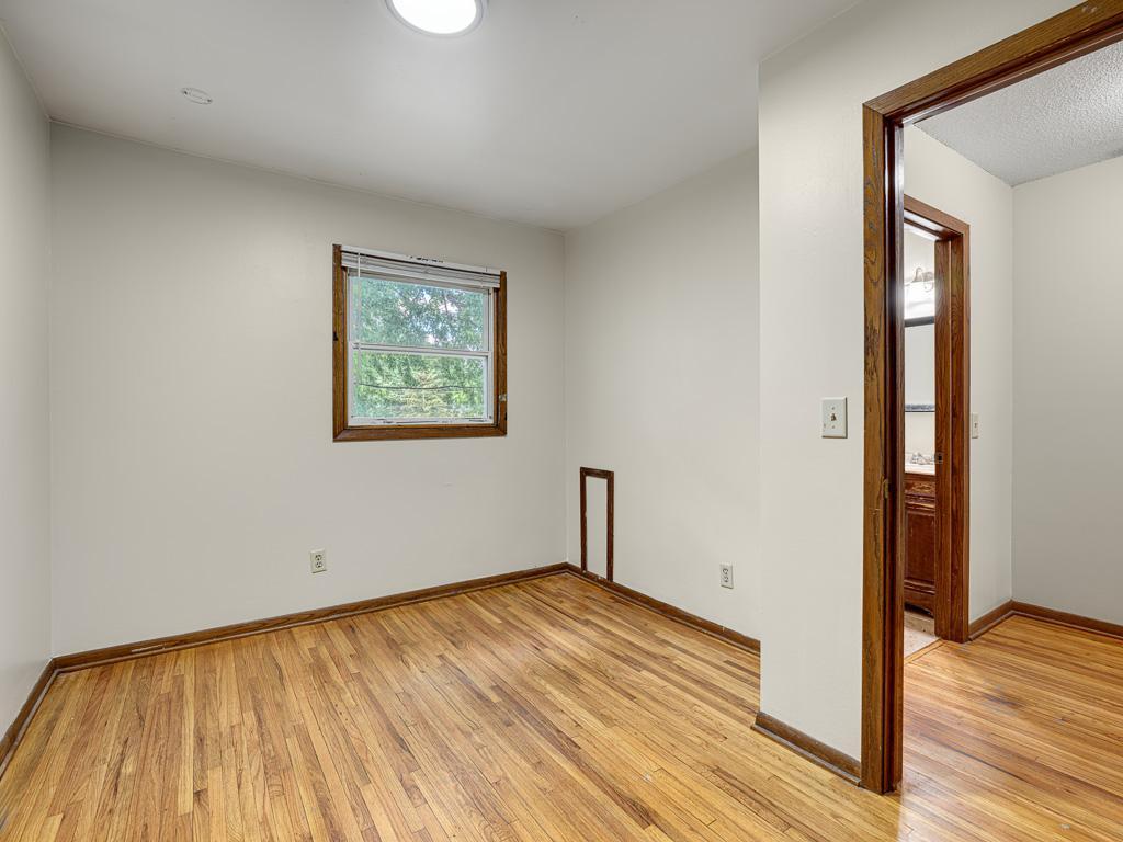 141 9th Avenue N