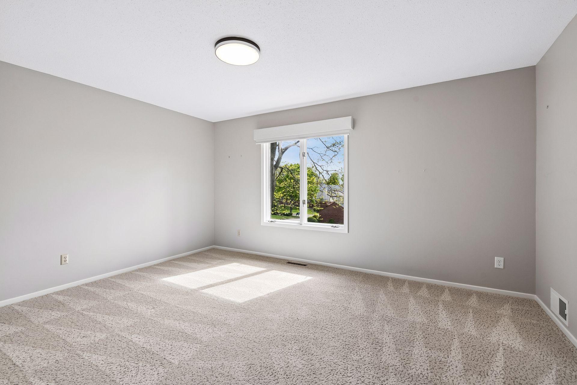 1092 Ivy Hill Drive