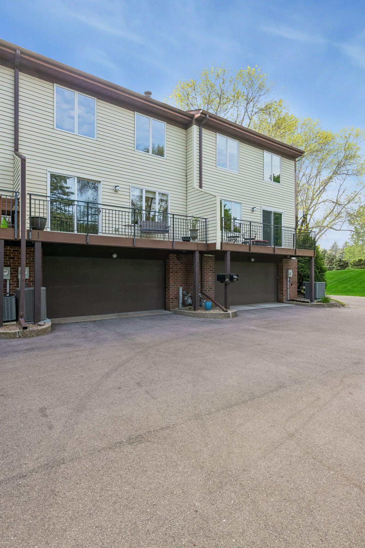 1092 Ivy Hill Drive