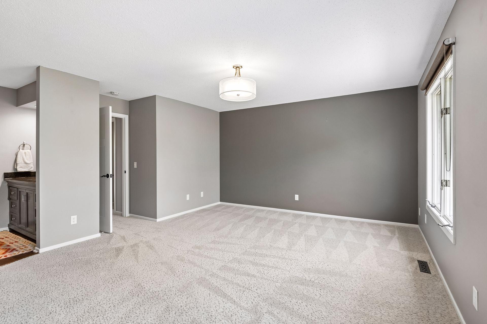 1092 Ivy Hill Drive