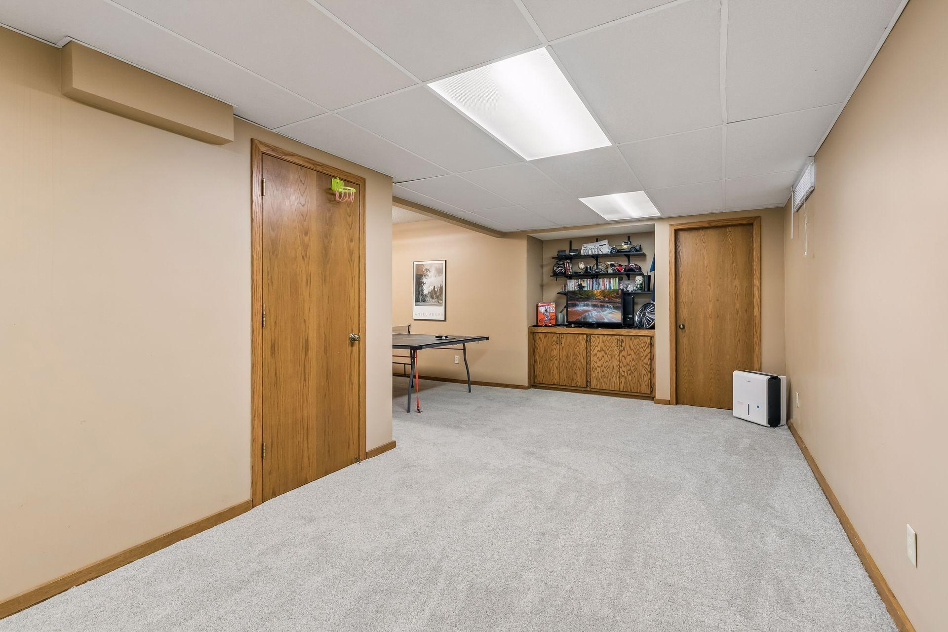 900 Nina Court