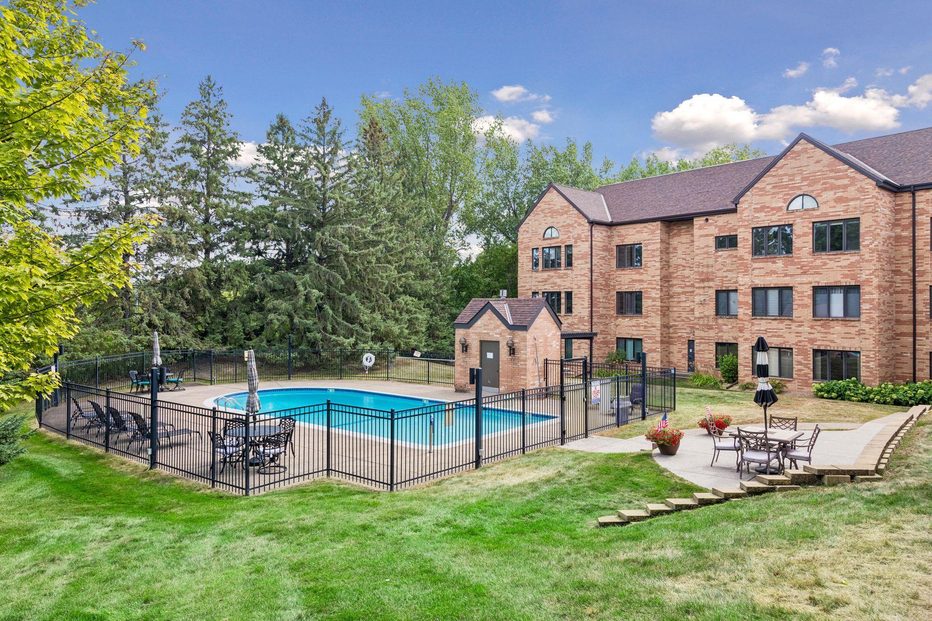 1830 Eagle Ridge Drive Unit: 2003
