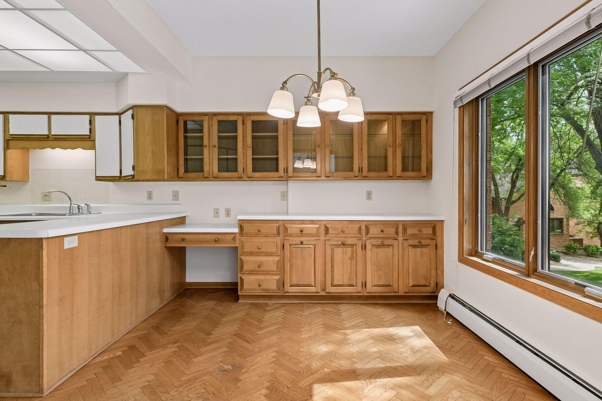 1830 Eagle Ridge Drive Unit: 2003
