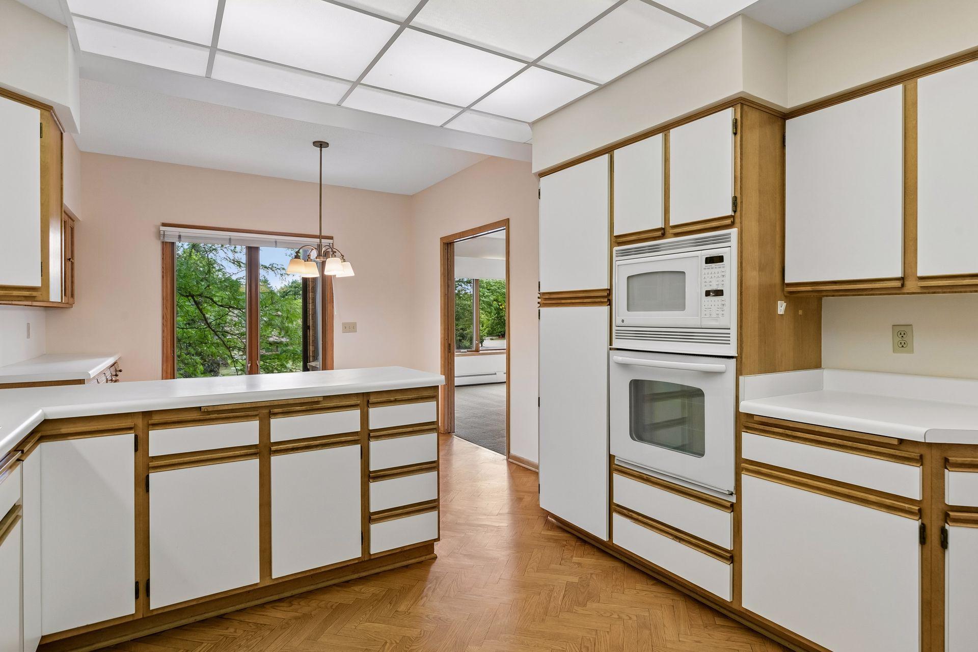 1830 Eagle Ridge Drive Unit: 2003