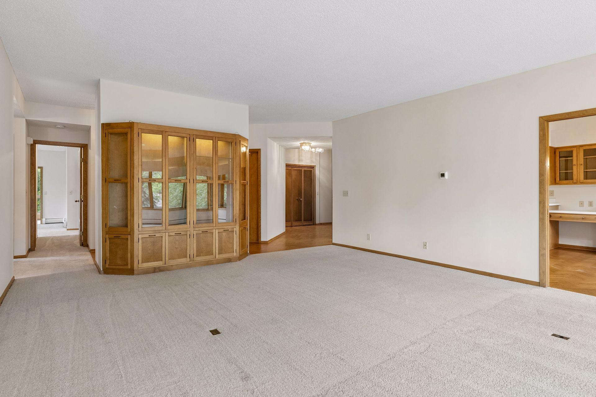1830 Eagle Ridge Drive Unit: 2003