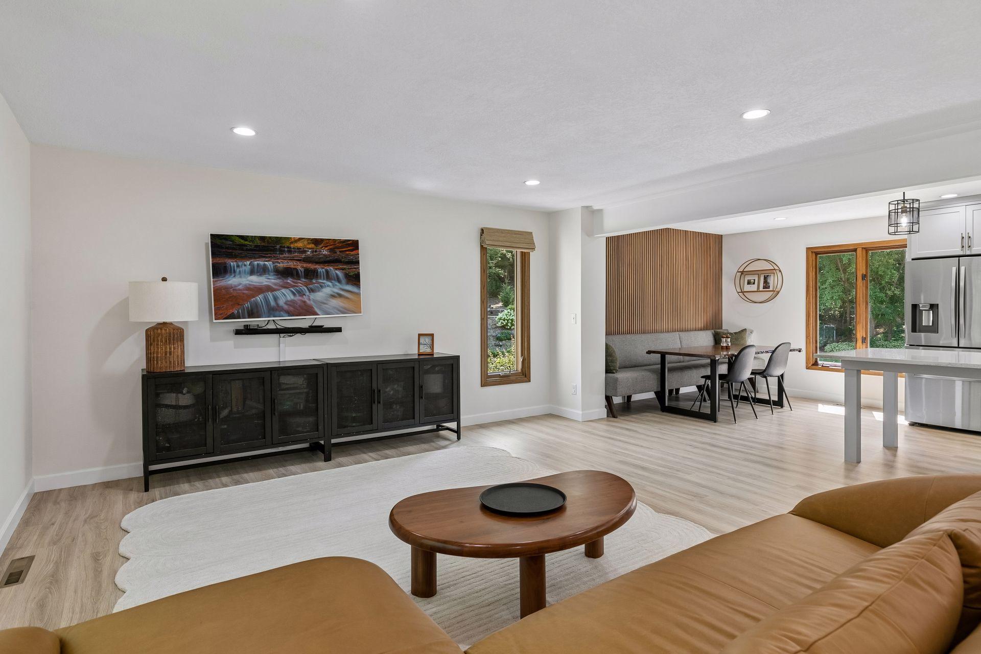 1544 Mccarthy Road