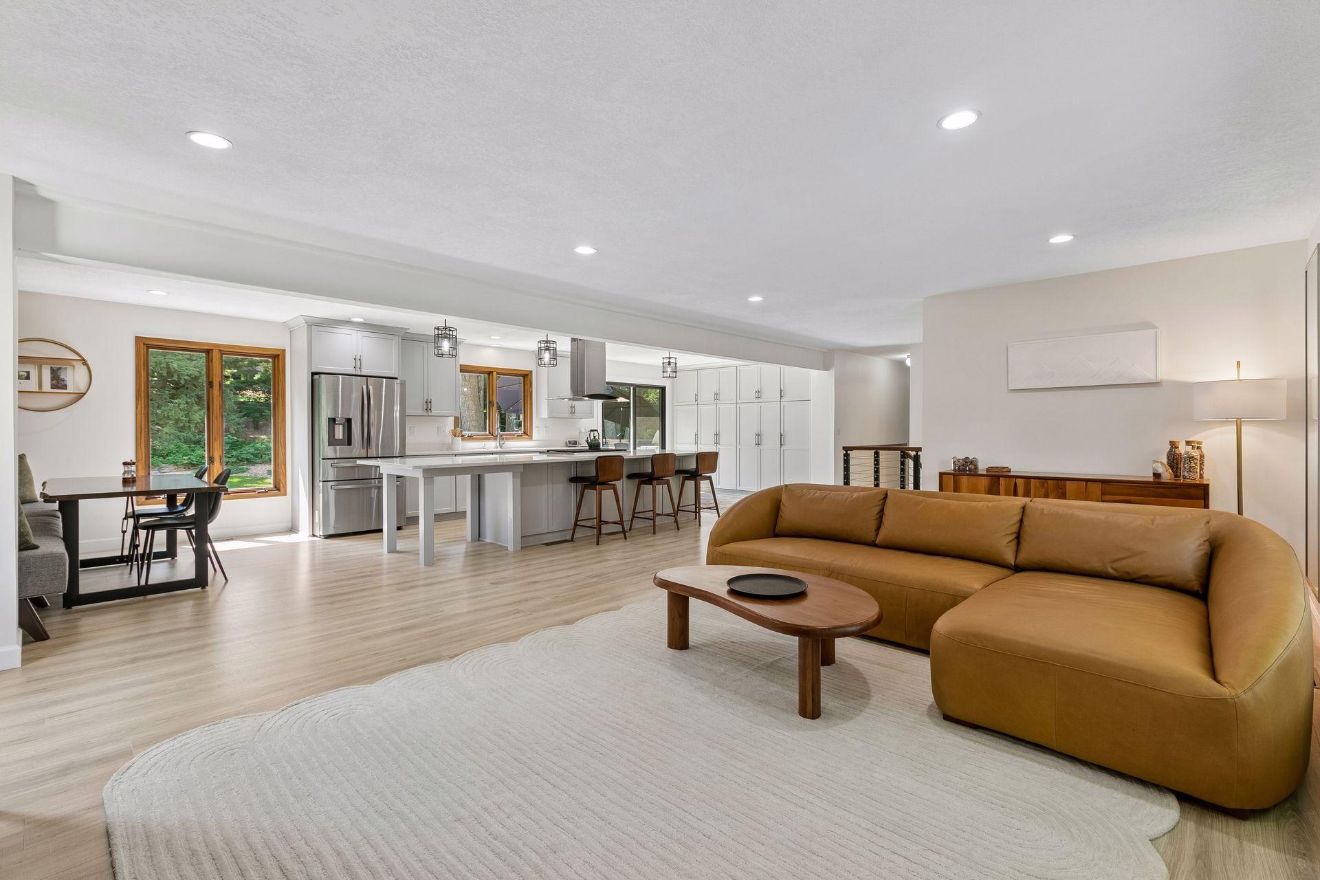 1544 Mccarthy Road