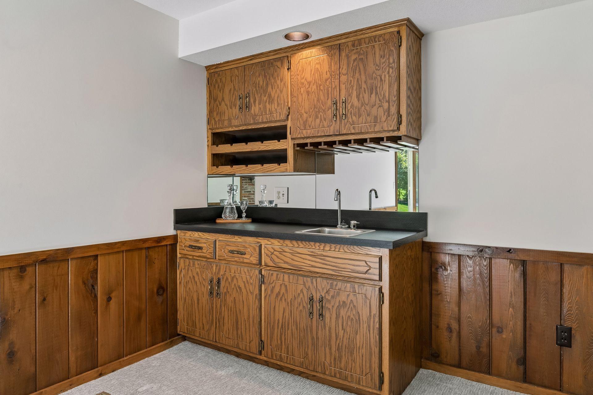 1544 Mccarthy Road