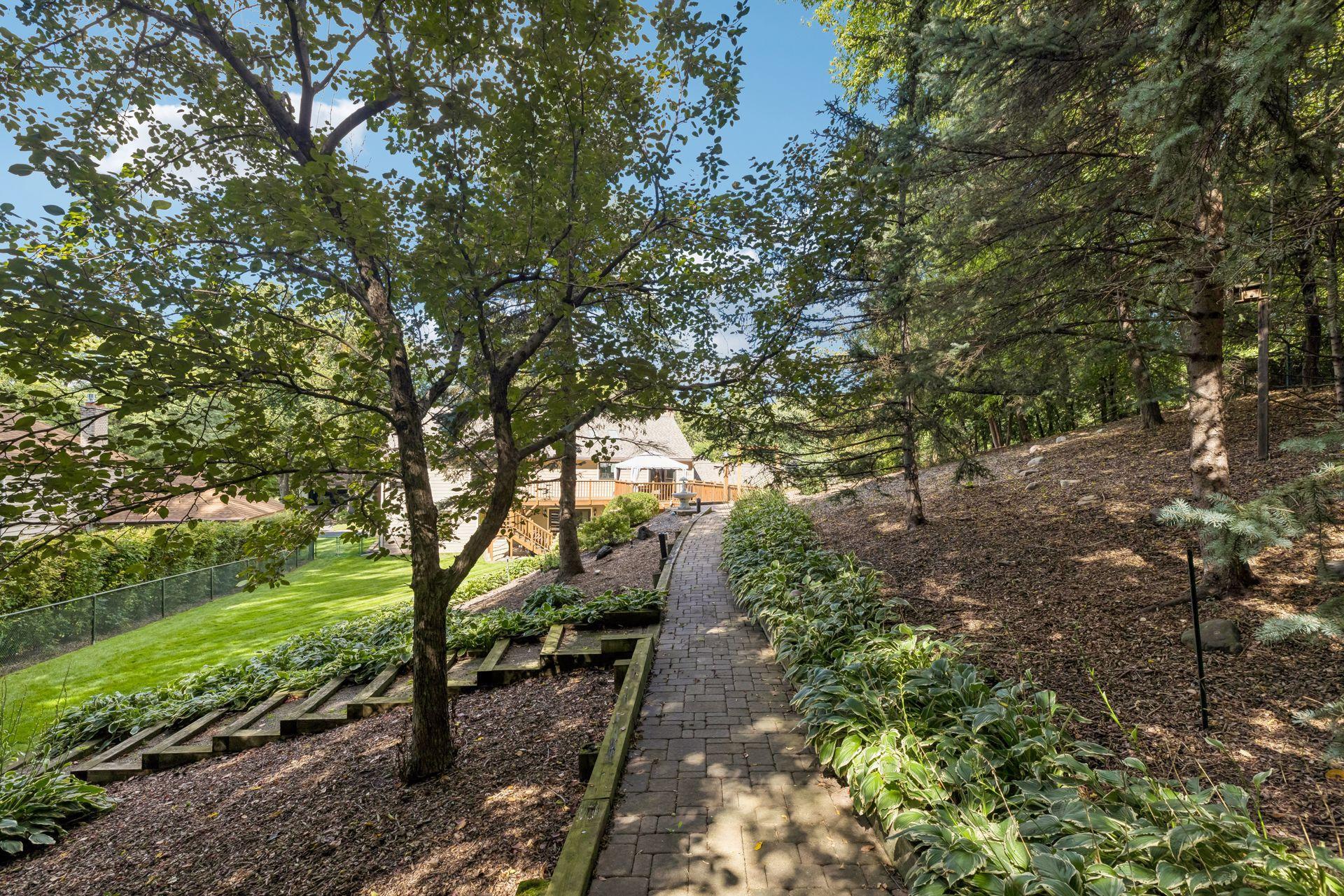 1538 Mccarthy Road