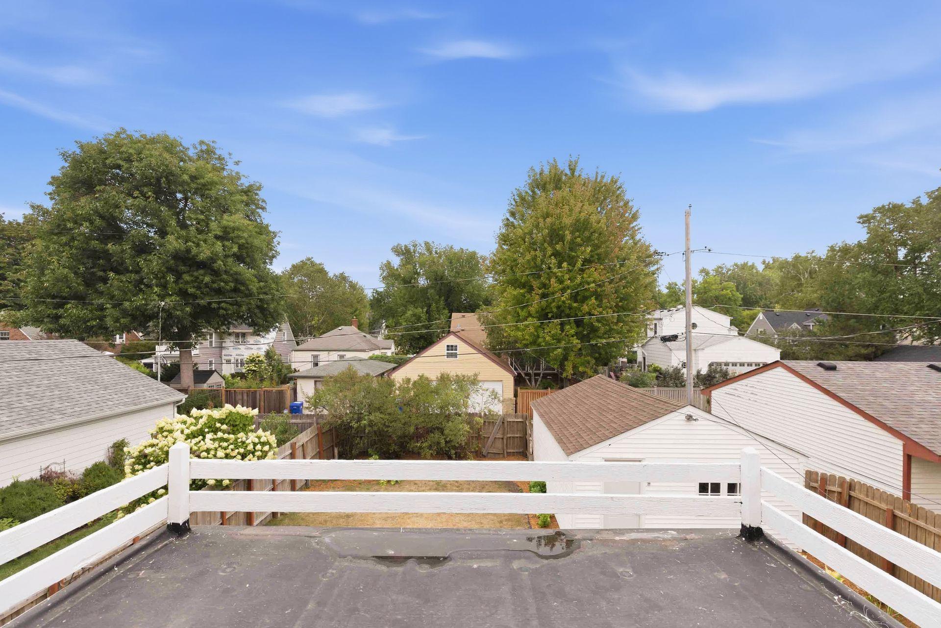 2129 Hartford Avenue