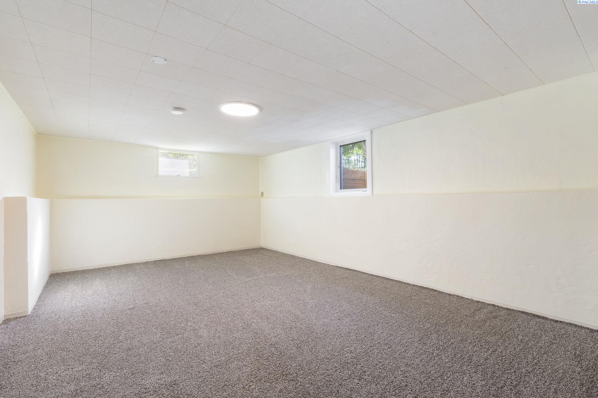 203 Douglass Ave