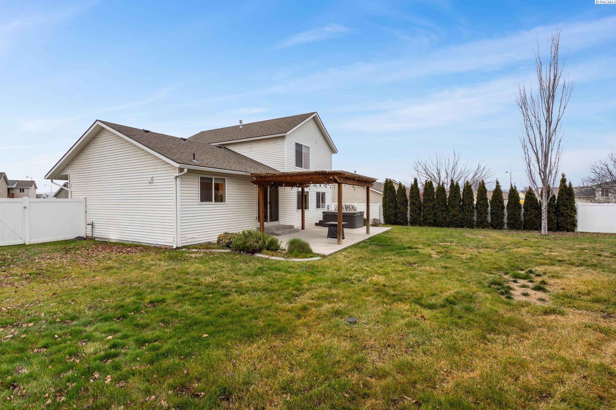 7811 Three Rivers Dr