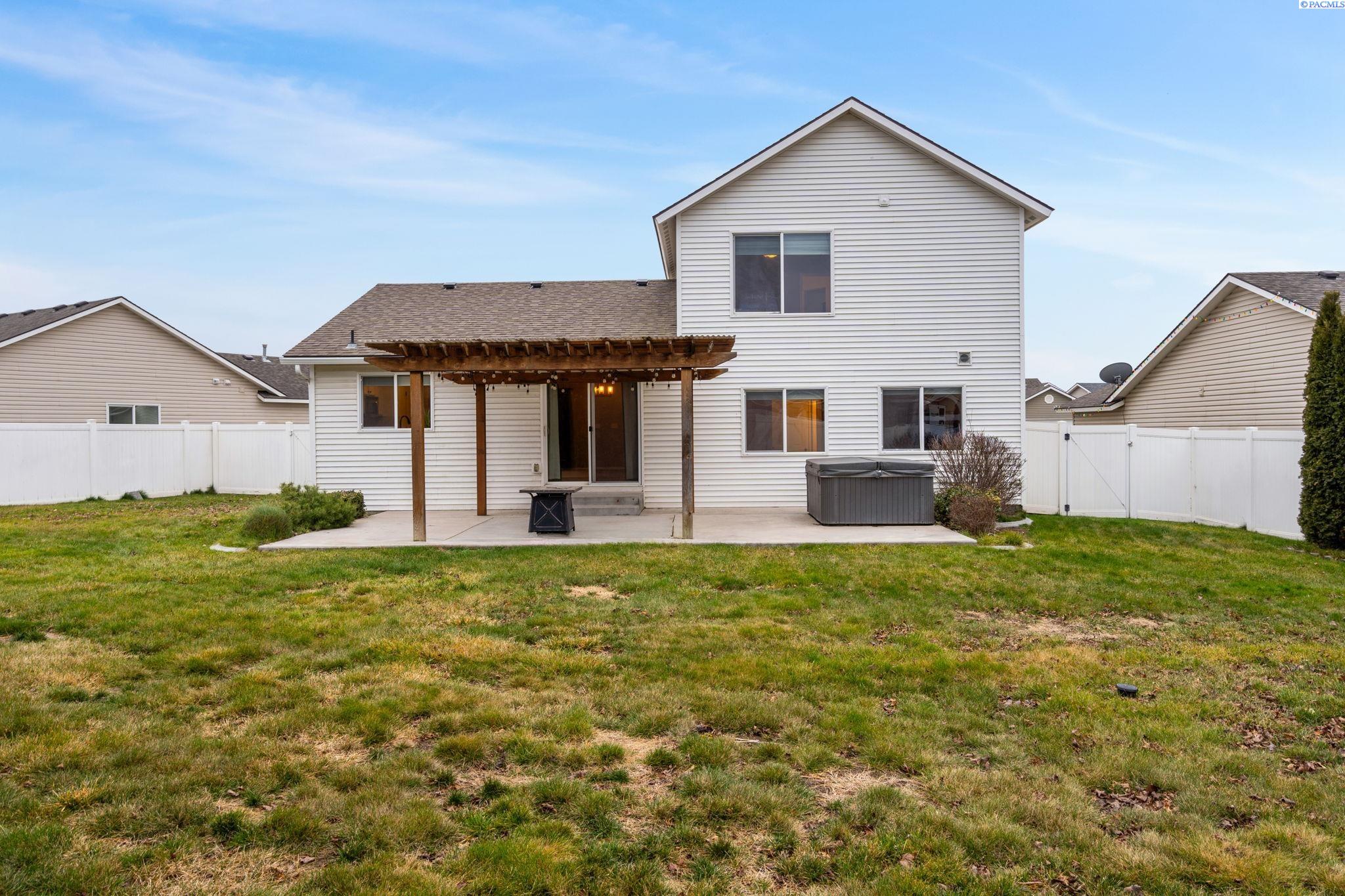 7811 Three Rivers Dr