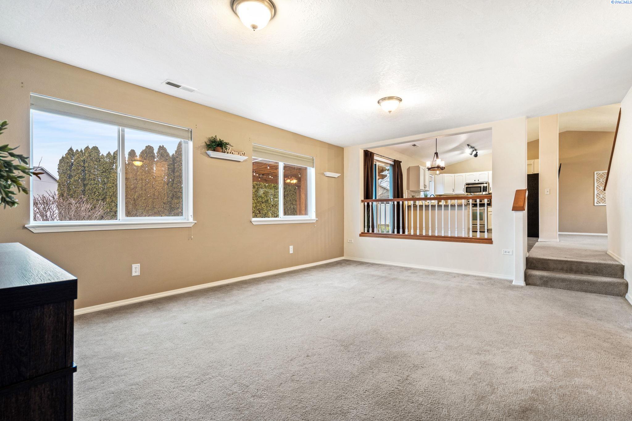 7811 Three Rivers Dr