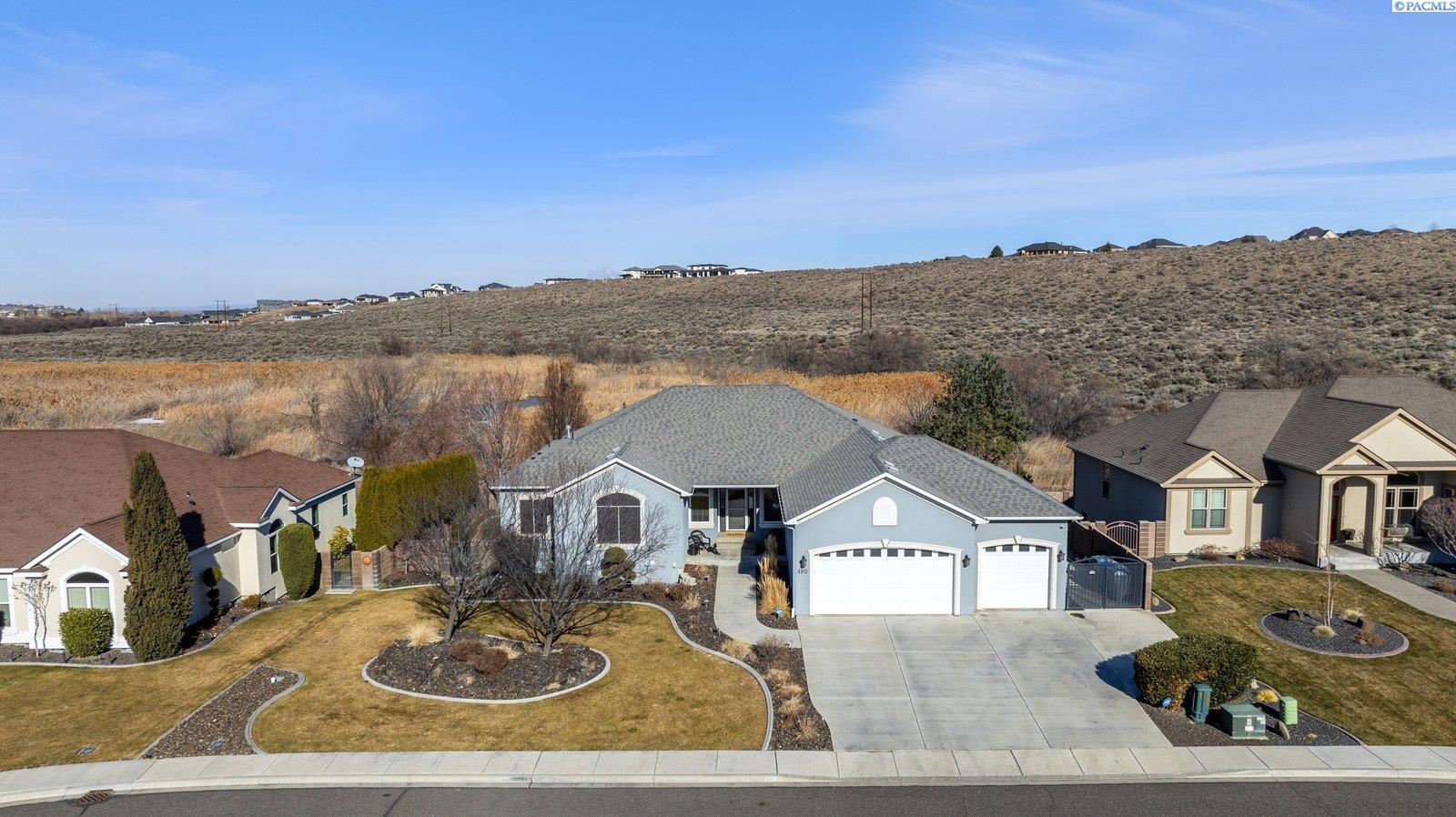 480 Cherry Blossom Loop