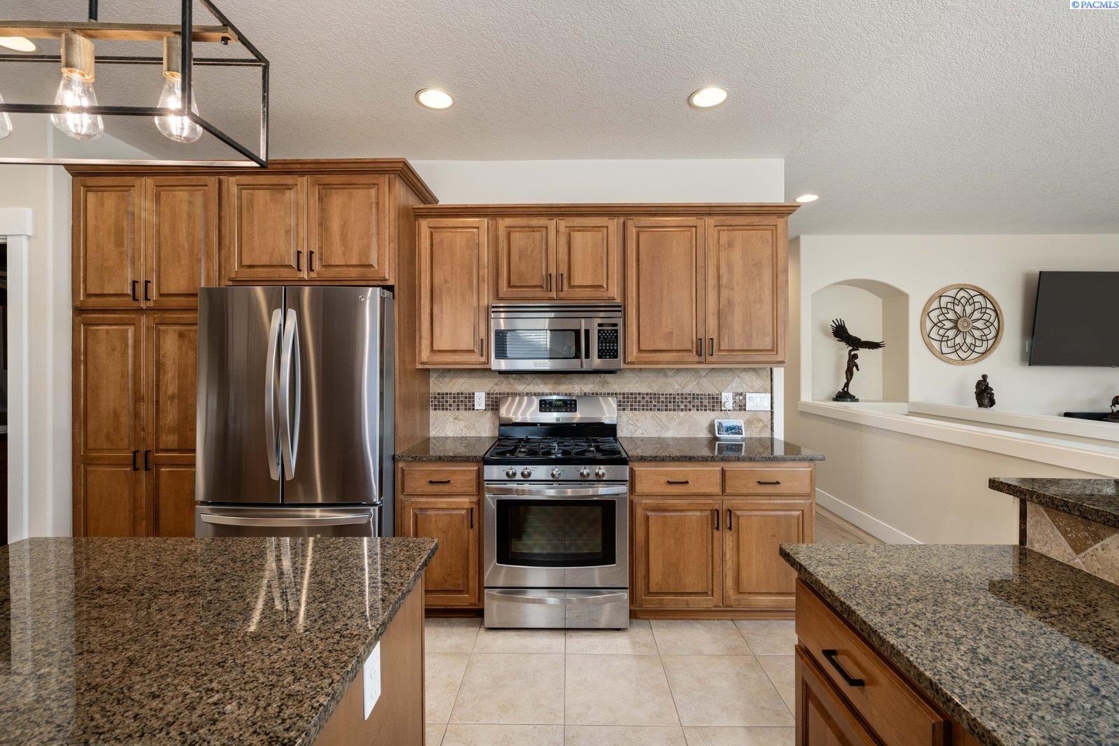 480 Cherry Blossom Loop