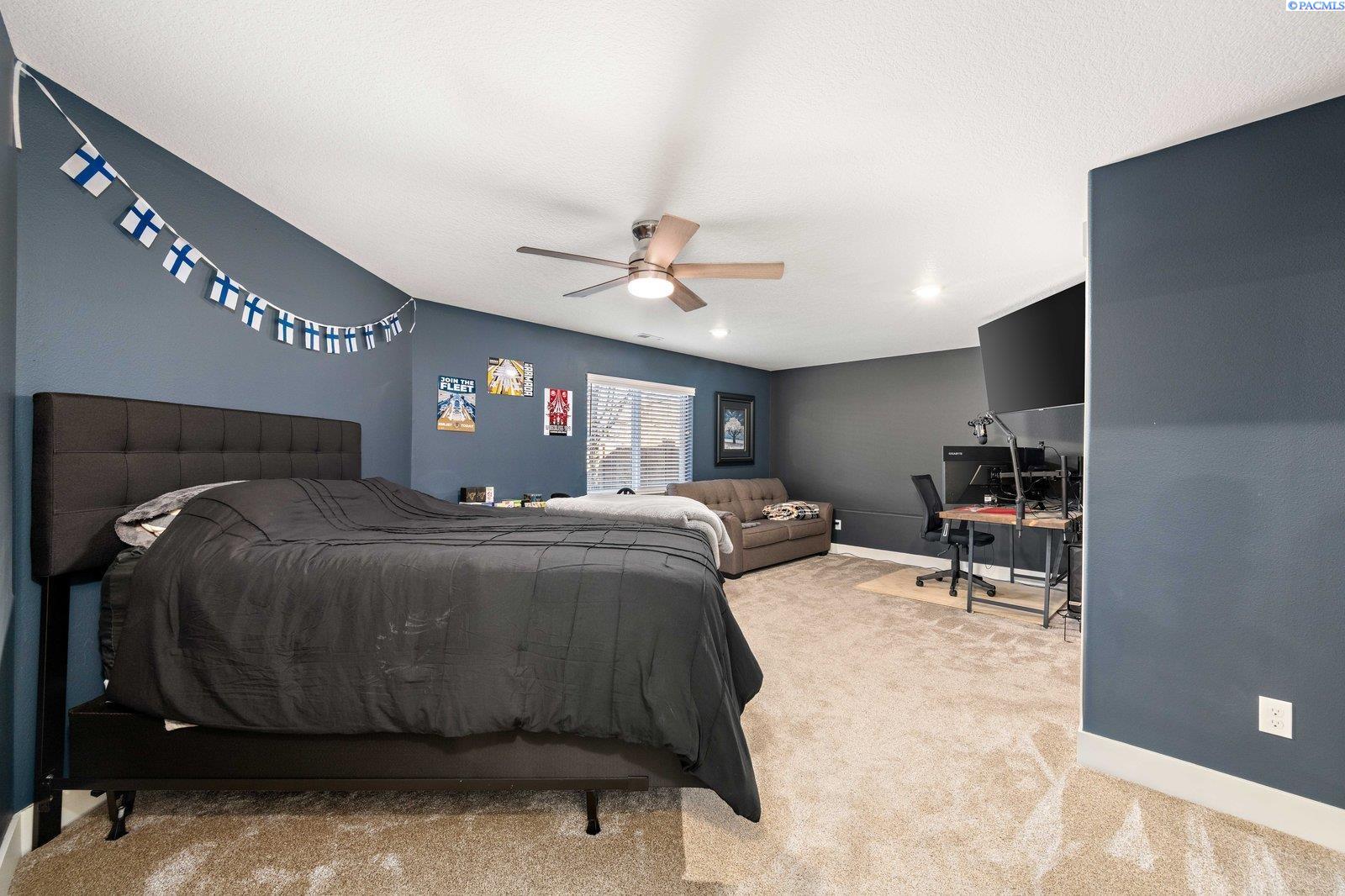 480 Cherry Blossom Loop