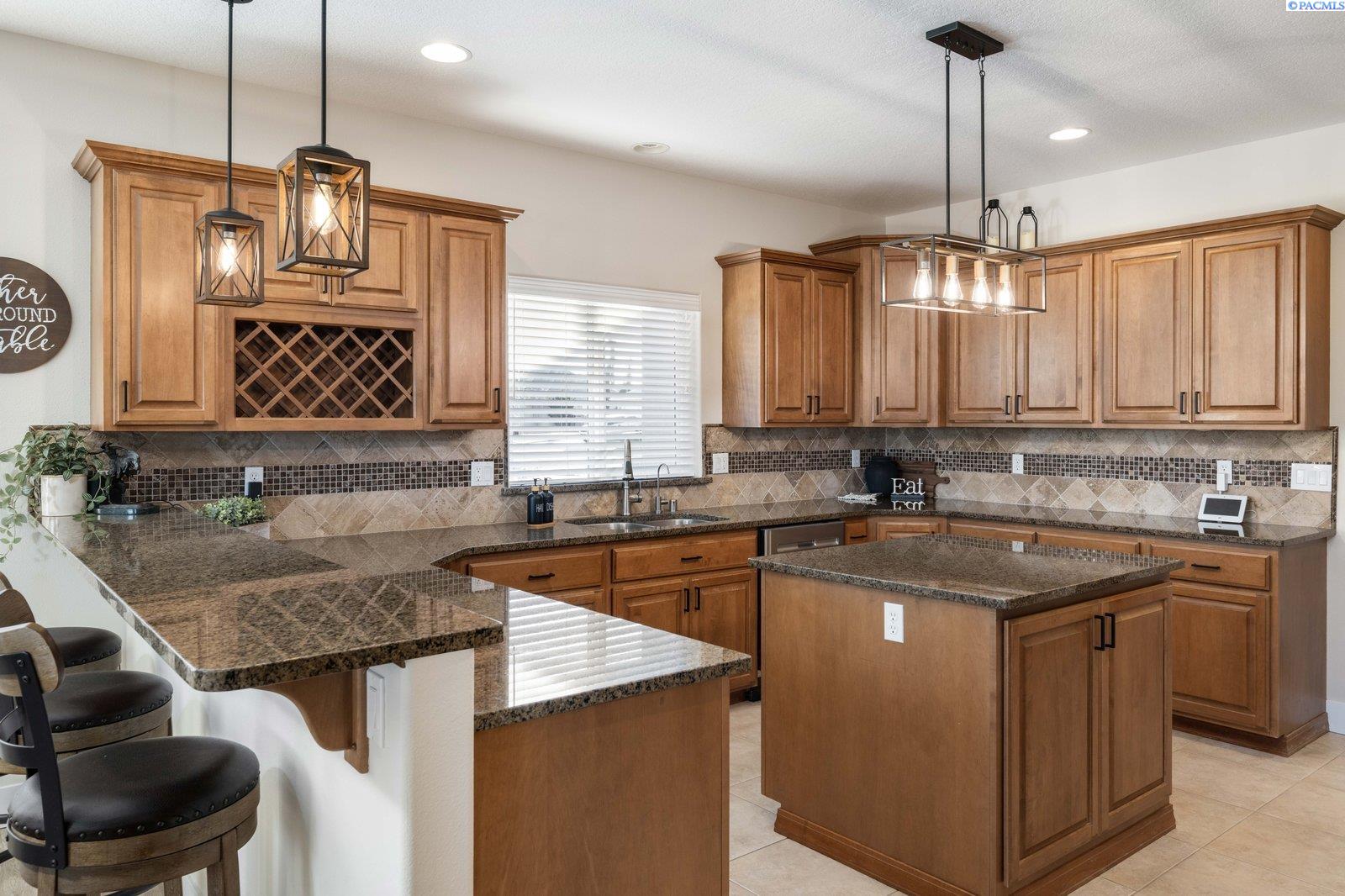 480 Cherry Blossom Loop