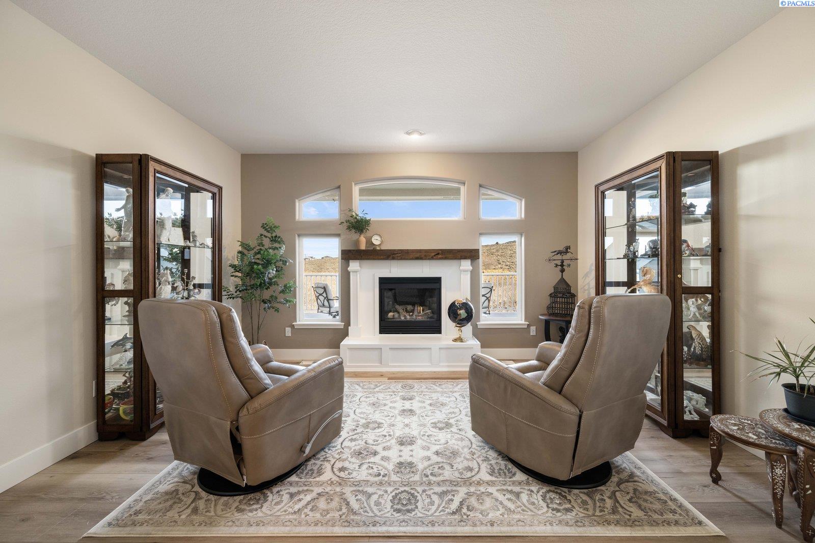 480 Cherry Blossom Loop