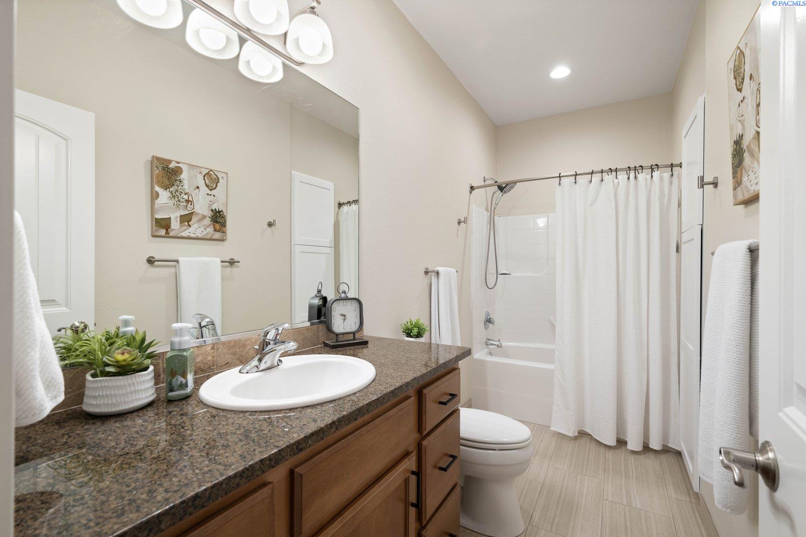 480 Cherry Blossom Loop