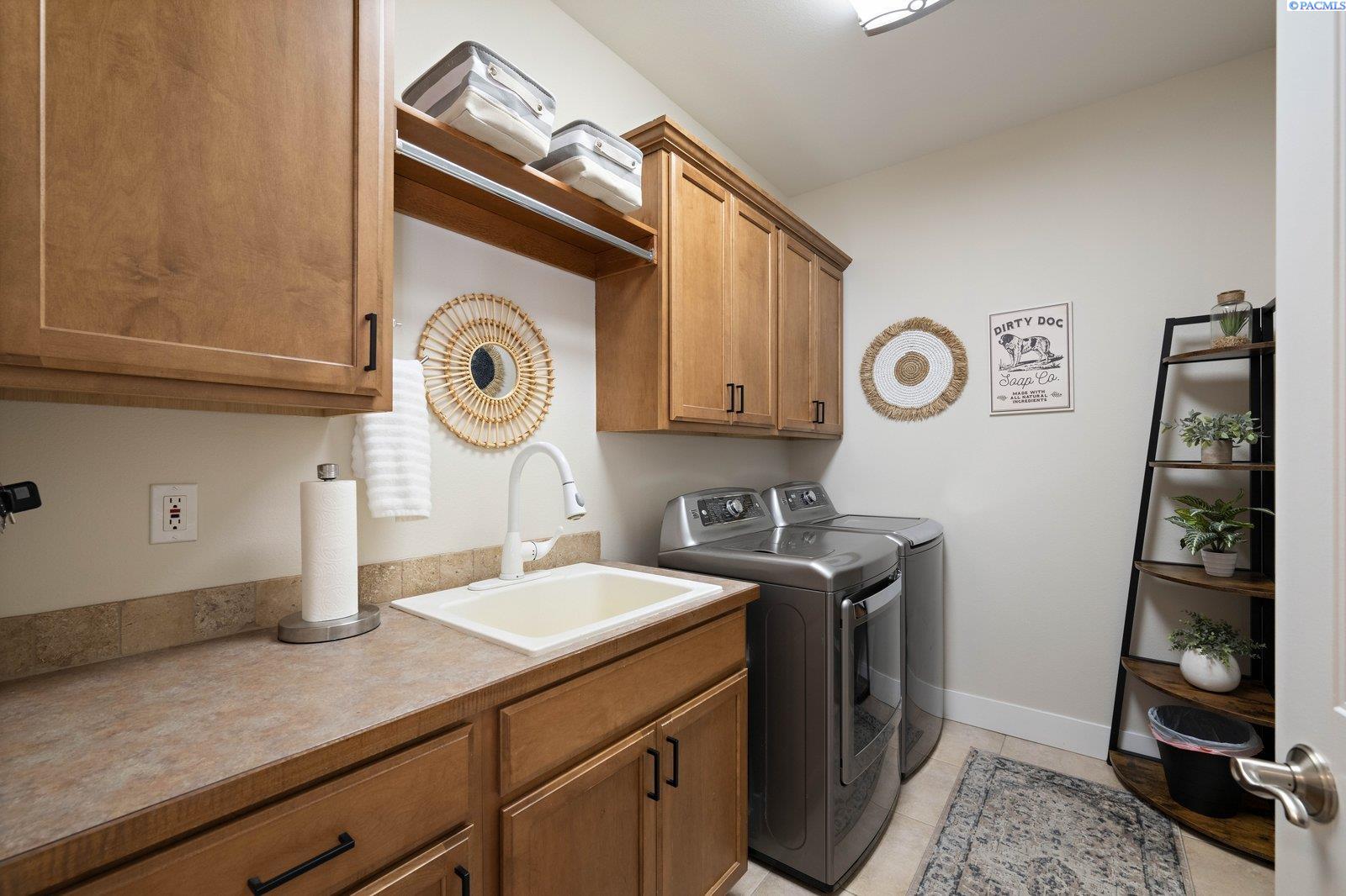 480 Cherry Blossom Loop