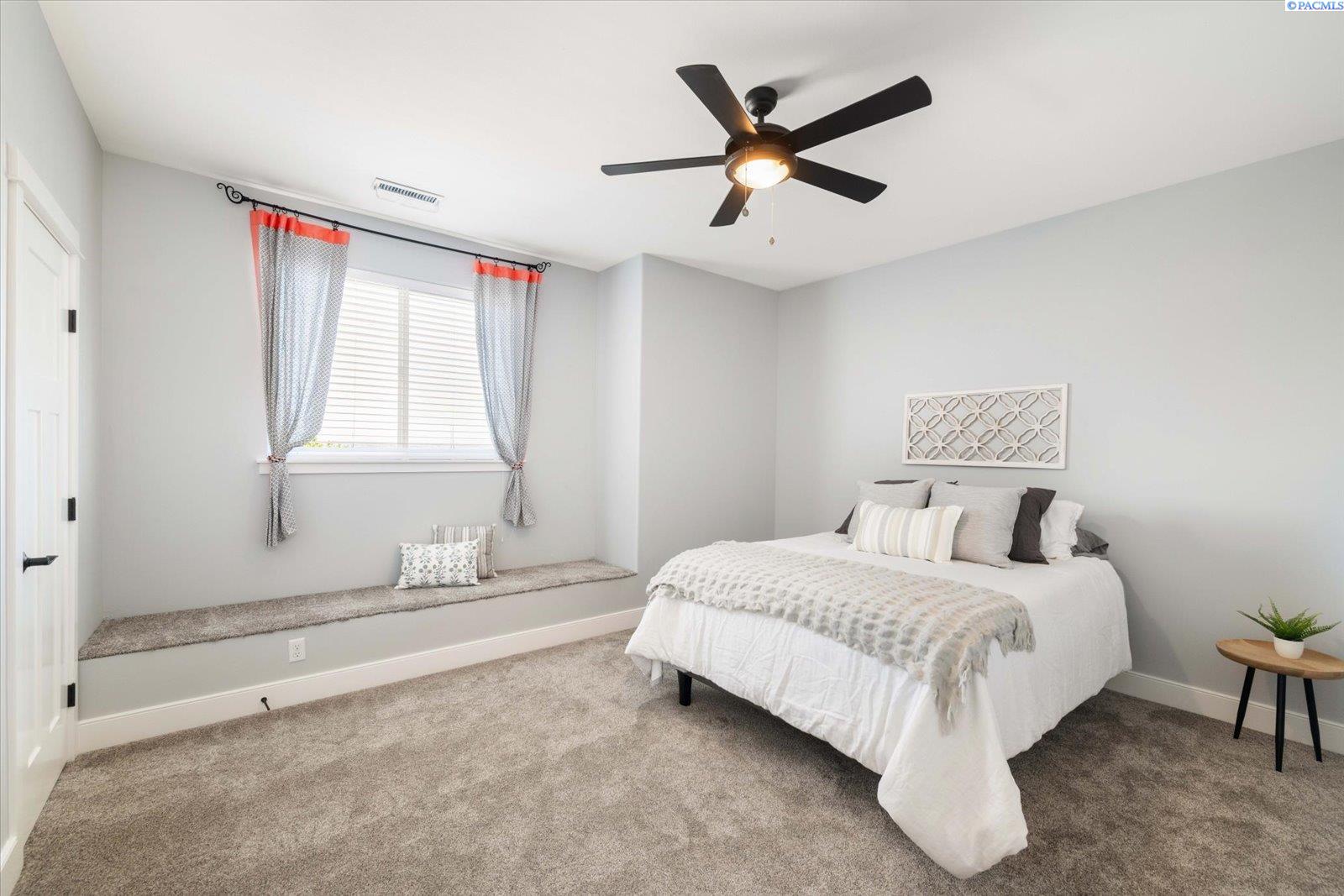 2165 Hawk Haven Ct