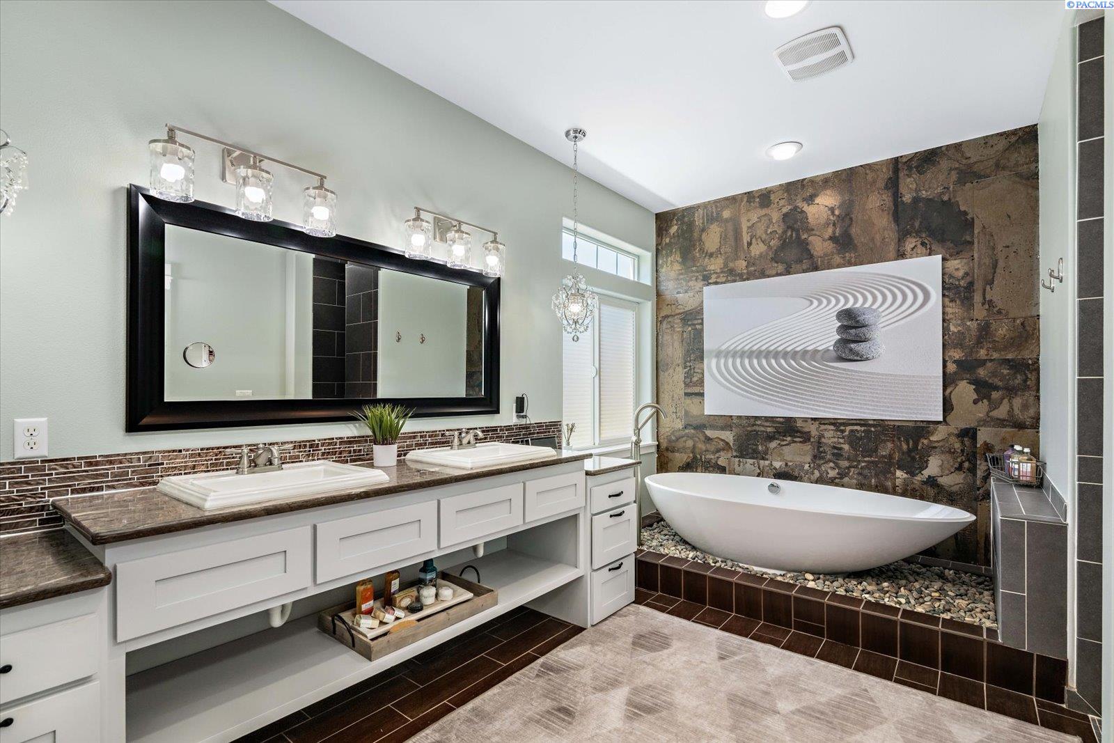 2165 Hawk Haven Ct
