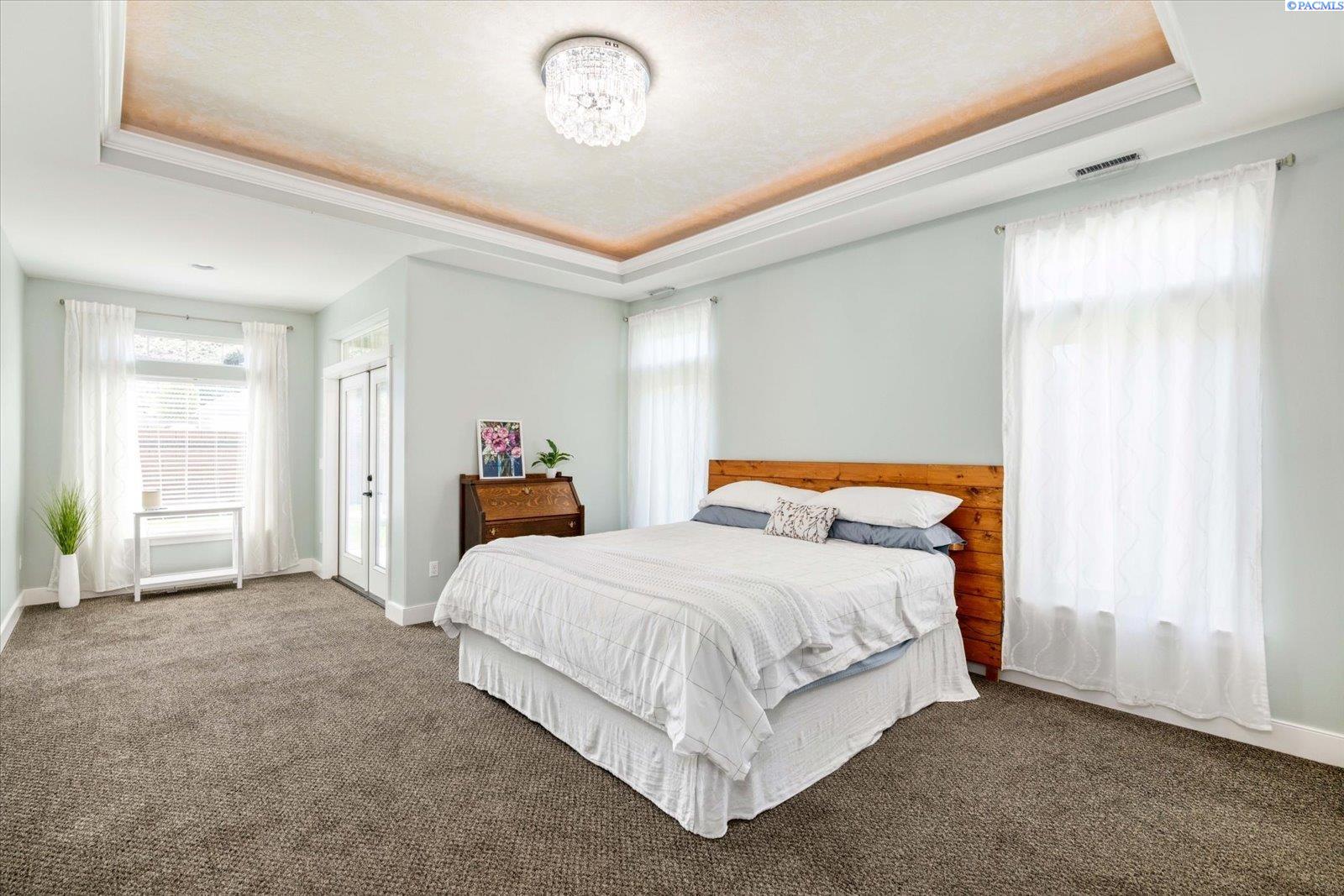 2165 Hawk Haven Ct