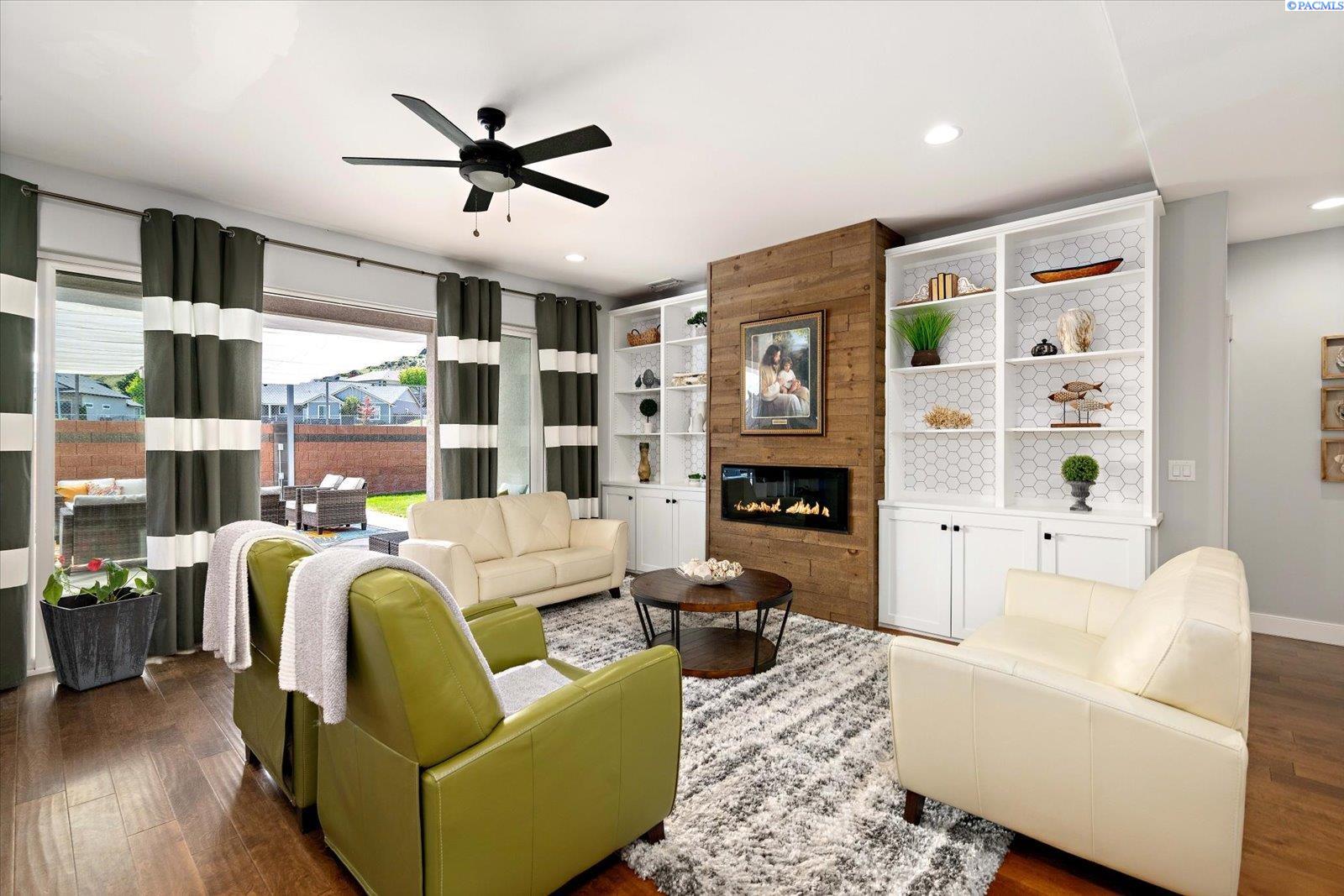 2165 Hawk Haven Ct