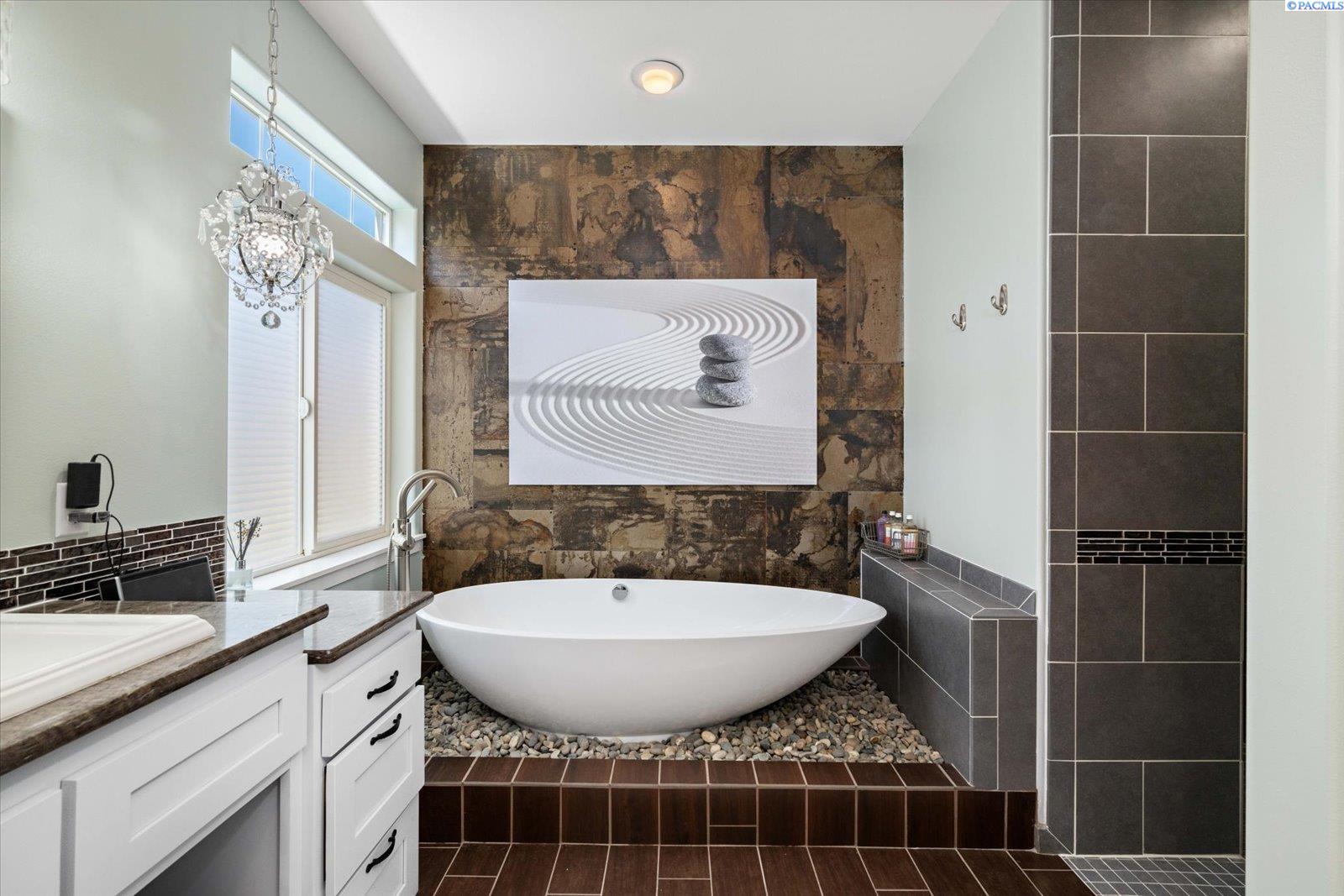 2165 Hawk Haven Ct