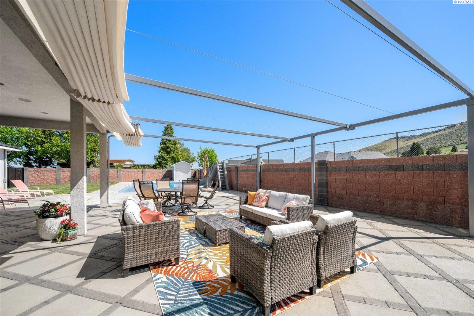 2165 Hawk Haven Ct