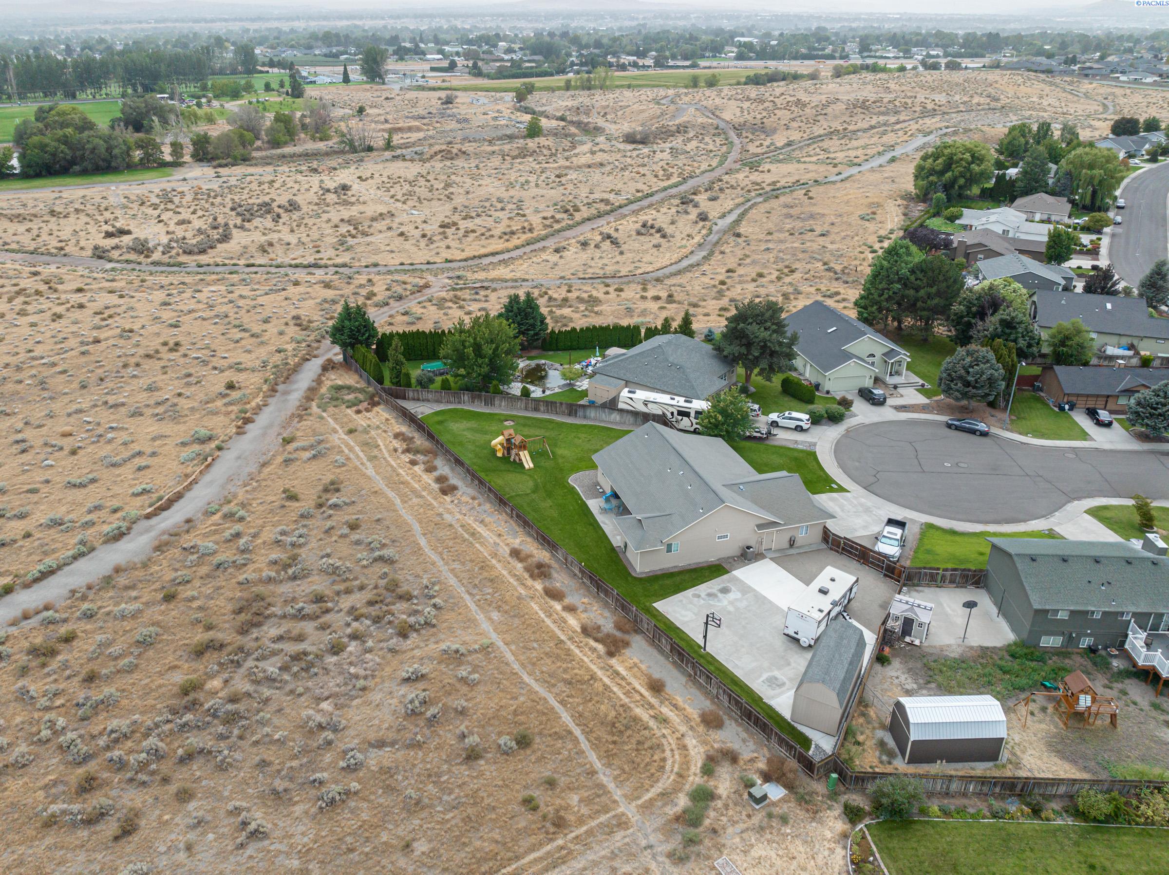 3810 Meadow View Ct