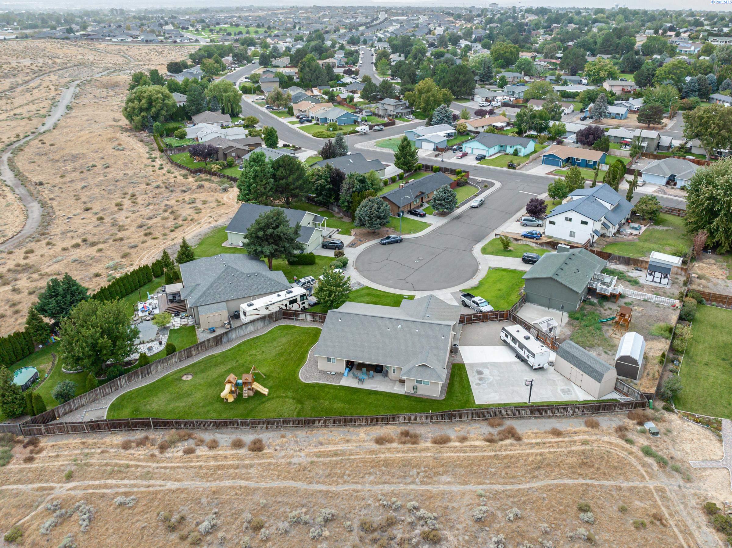 3810 Meadow View Ct